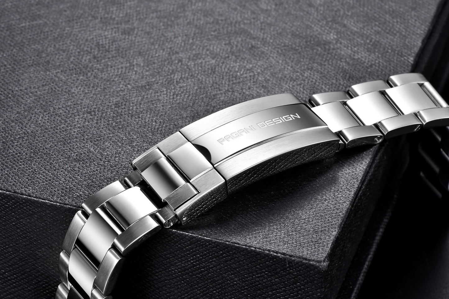 Pagani.10.watch