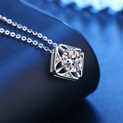 Moissanite Pendant Simulated Diamond Necklace S925 M4 moissanite سلسلة الماس  من فضة ستيرلنج ٩٢٥، الالماس ١ قراط