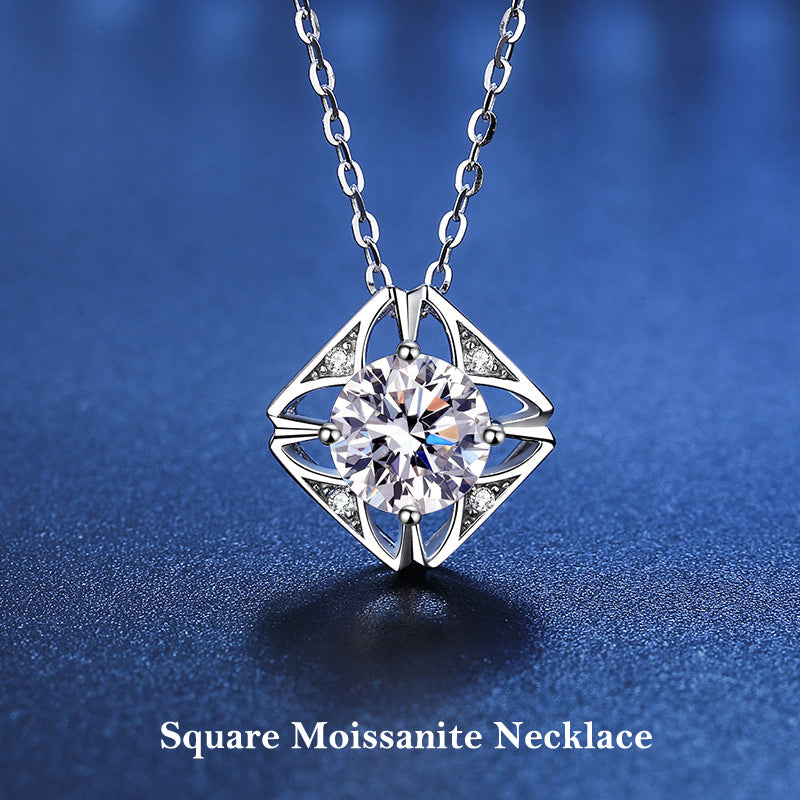 Moissanite Pendant Simulated Diamond Necklace S925 M4 moissanite سلسلة الماس  من فضة ستيرلنج ٩٢٥، الالماس ١ قراط